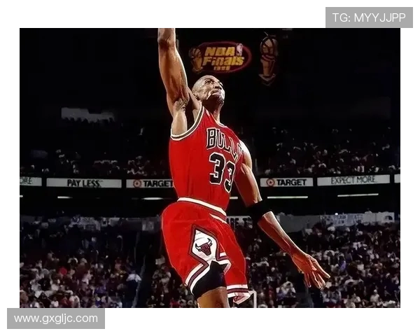 斯科蒂皮蓬的传奇人生与团队精神如何铸就公牛王朝辉煌岁月 斯科蒂皮蓬的传奇人生与团队精神如何铸就公牛王朝辉煌岁月