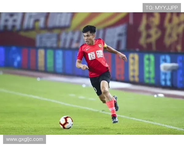 郑智执掌球队再展名帅风采引领新生力量冲击更高荣誉目标